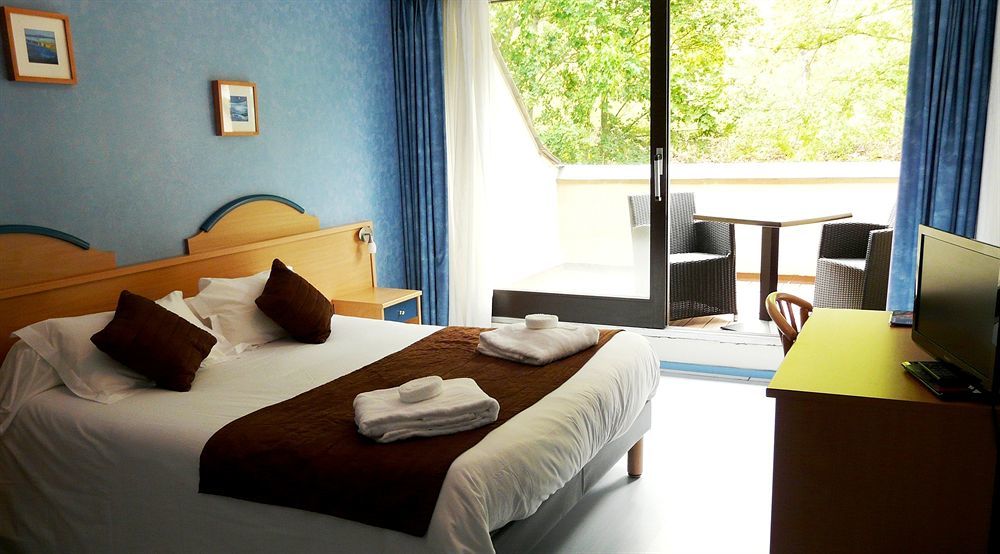 Brit Hotel Du Ban โชดแซกส์ ภายนอก รูปภาพ